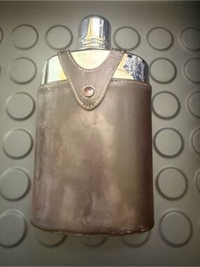 Men's Brown Leather Saddler by Bosca Hip Flask Case - Classic Carry